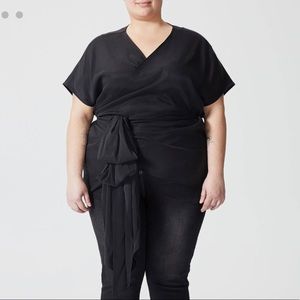 Universal Standard Marano Wrap Top